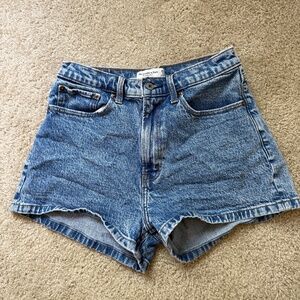 Abercrombie & Fitch  - Curve Love Jean Mom Shorts - Size 28